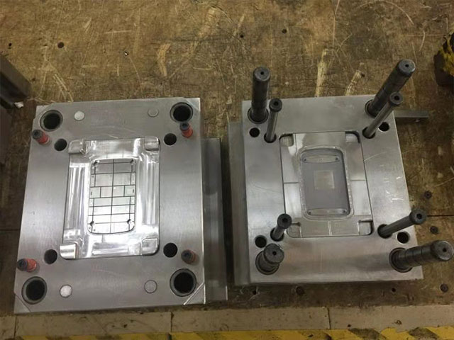 Mold-Unterhaltungselektronik 06