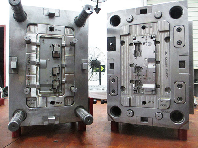 Mold-Precision-Parts-04